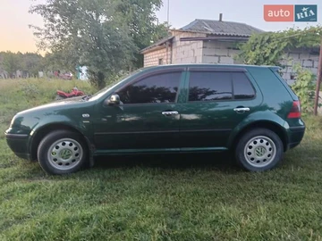Авто Volkswagen Golf 2001 № 7863614