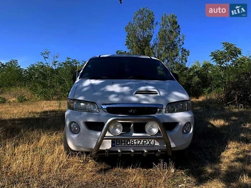 Авто Hyundai H-1 2001 № 7863643