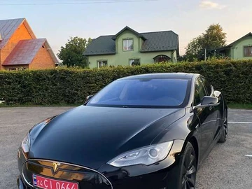 Авто Tesla Model S 2013 № 7863894