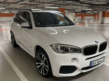 Авто BMW X5 2015 № 7864000
