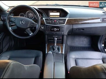 Авто Mercedes E-Class 2010 № 7864029