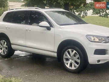 Авто Volkswagen Touareg 2014 № 7864058