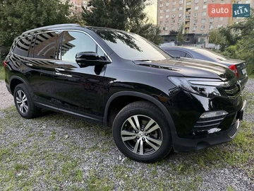 Авто Honda Pilot 2017 № 7864104
