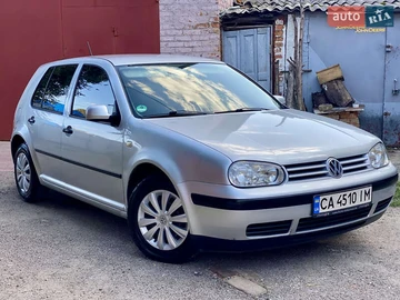 Авто Volkswagen Golf 2002 № 7864108