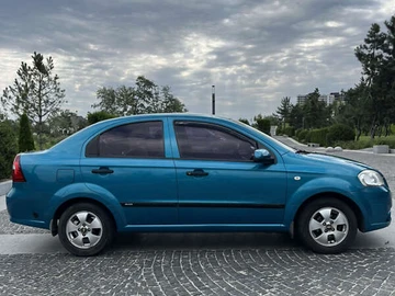 Авто Chevrolet Aveo 2008 № 7864228