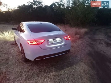 Авто Chrysler 200 2014 № 7864269