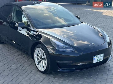 Авто Tesla Model 3 2022 № 7864322