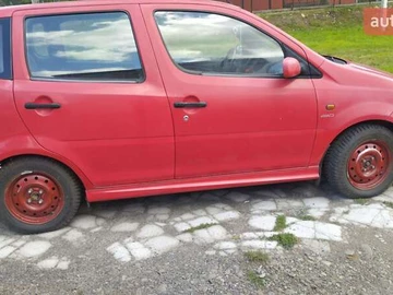 Авто Daihatsu Yrv 2001 № 7864359
