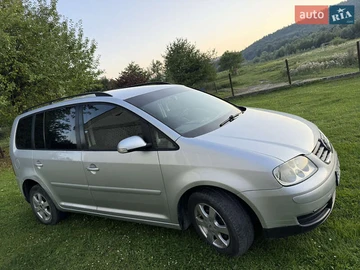 Авто Volkswagen Touran 2003 № 7864391