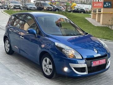 Авто Renault Scenic 2010 № 7864434