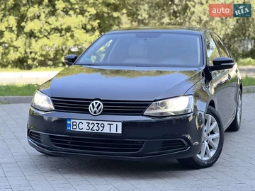 Авто Volkswagen Jetta 2010 № 7864450