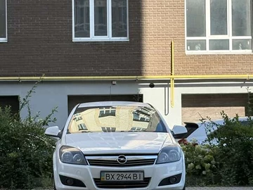 Авто Opel Astra 2012 № 7864699