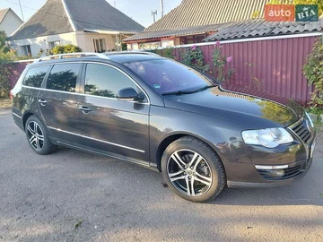 Авто Volkswagen Passat 2009 № 7864766