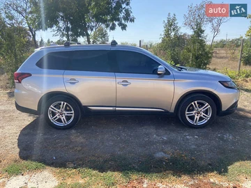 Авто Mitsubishi Outlander 2019 № 7864941