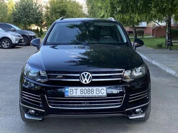 Авто Volkswagen Touareg 2012 № 7864969