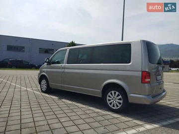 Авто Volkswagen Multivan 2012 № 7864982