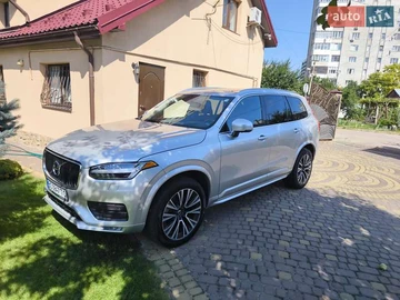 Авто Volvo Xc90 2019 № 7865009