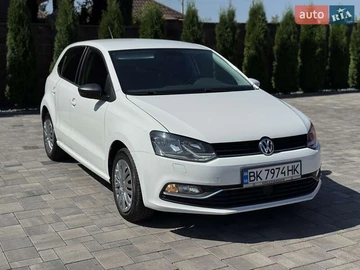 Авто Volkswagen Polo 2015 № 7865195