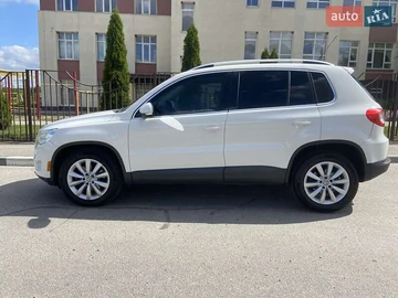 Авто Volkswagen Tiguan 2010 № 7865274
