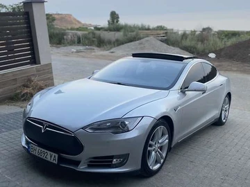 Авто Tesla Model S 2014 № 7865345