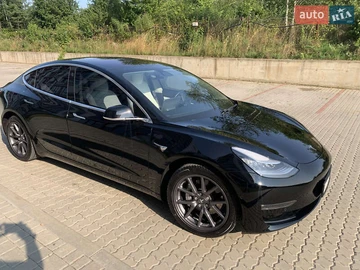 Авто Tesla Model 3 2018 № 7865418