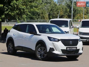 Авто Peugeot 2008 2023 № 7865429