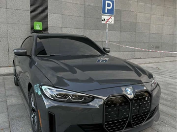 Авто BMW I4 2022 № 7865487