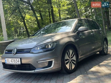 Авто Volkswagen E-Golf 2014 № 7865709