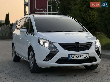 Авто Opel Zafira Tourer 2012 № 7865719