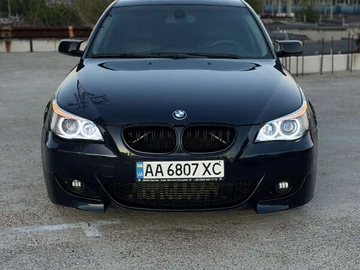 Авто BMW 5 Series 2004 № 7865786