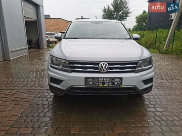 Авто Volkswagen Tiguan 2018 № 7865853