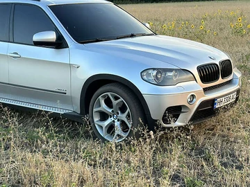Авто BMW X5 2010 № 7865867