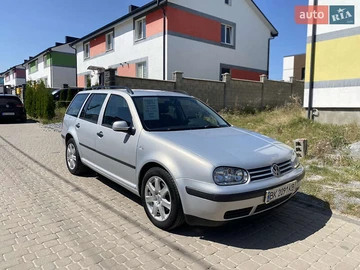 Авто Volkswagen Golf 2000 № 7866057