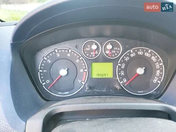 Авто Ford Fiesta 2007 № 7866080