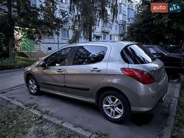 Авто Peugeot 308 2011 № 7866177