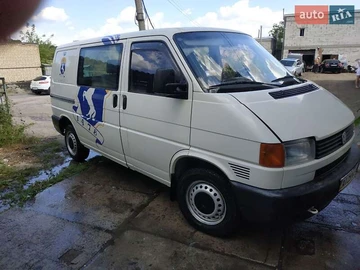 Авто Volkswagen Transporter 2001 № 7866198