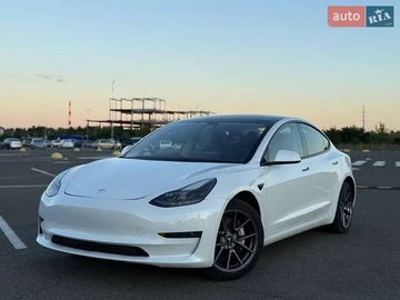 Авто Tesla Model 3 2022 № 7866466
