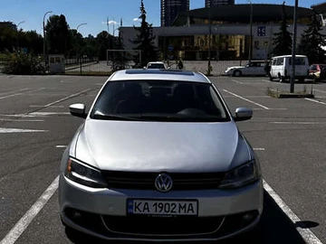 Авто Volkswagen Jetta 2011 № 7866482