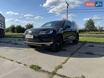 Авто Volkswagen Touareg 2016 № 7866626