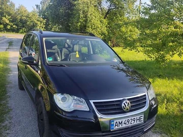 Авто Volkswagen Touran 2009 № 7866682