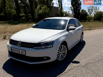 Авто Volkswagen Jetta 2014 № 7866706