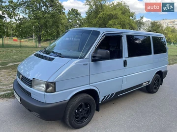 Авто Volkswagen Transporter 2000 № 7866778