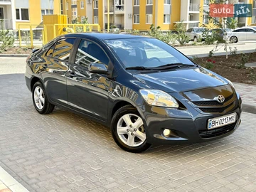 Авто Toyota Yaris 2008 № 7866792