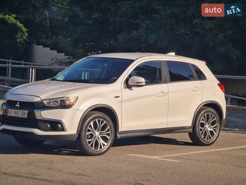 Авто Mitsubishi Outlander 2016 № 7866833
