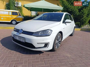 Авто Volkswagen E-Golf 2015 № 7866977