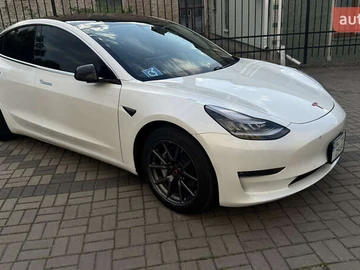 Авто Tesla Model 3 2019 № 7867058