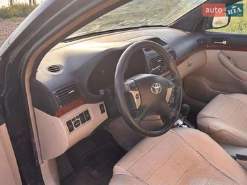 Авто Toyota Avensis 2003 № 7867157