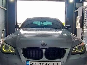 Авто BMW 5 Series 2003 № 7867191