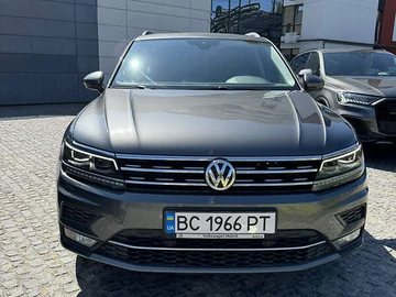 Авто Volkswagen Tiguan 2017 № 7867414