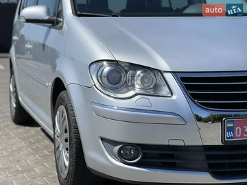 Авто Volkswagen Touran 2007 № 7867602